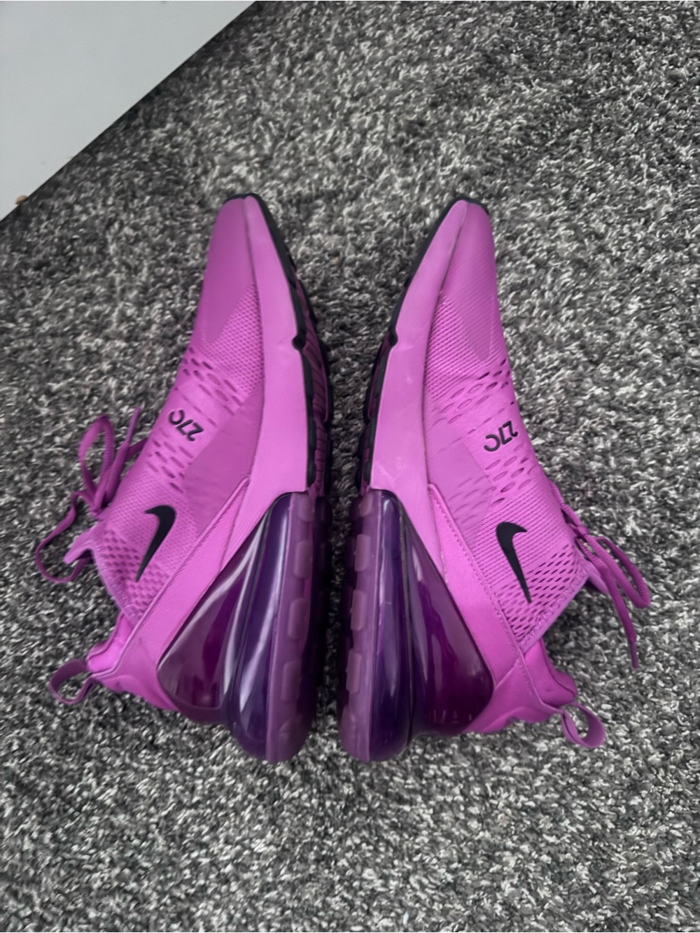 Nike Women's Air Max 270 - Bright Purple with Black Swoosh size 12